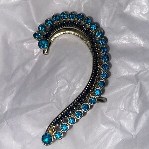 Left ear cuff with blue stones